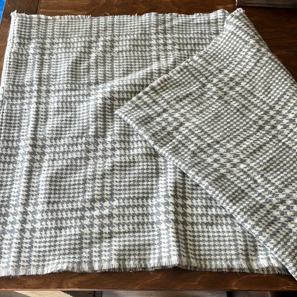 Infinity scarf - Picture 2 of 2